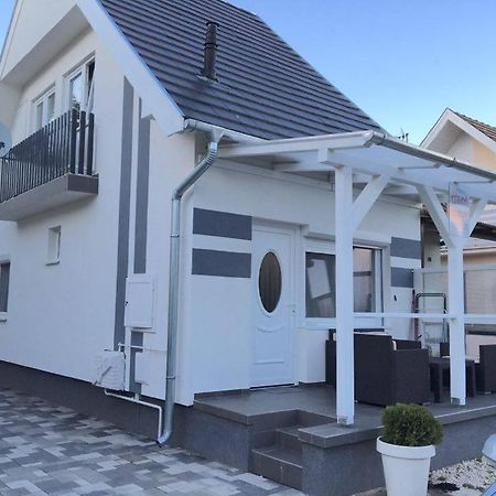Rita Apartmanház Bük Exterior foto
