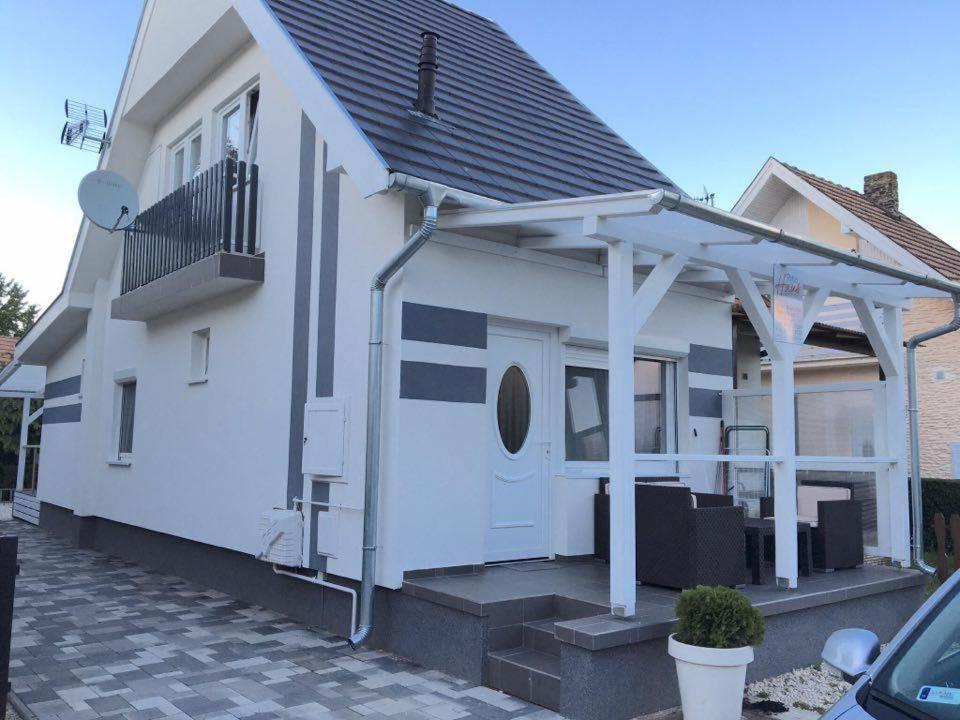 Rita Apartmanház Bük Exterior foto